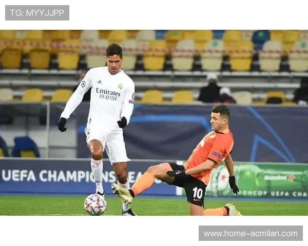 青训门将完成惊天双扑，吸引多队关注