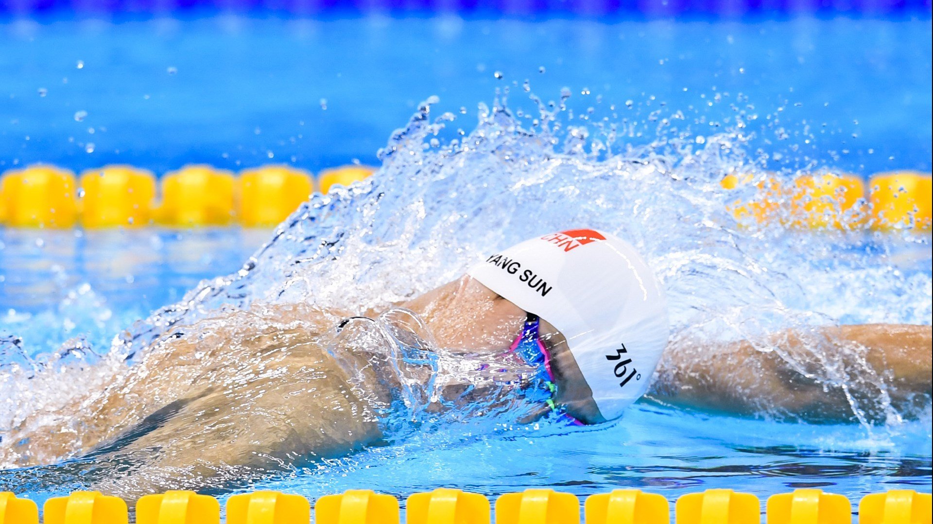 乌克兰足球迎来新希望，年轻球员崭露头角